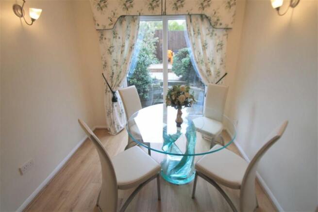 Dining/Sitting Area