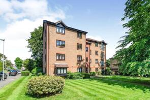 35, Chilham House, Adams Close, Surbiton KT5 8LB