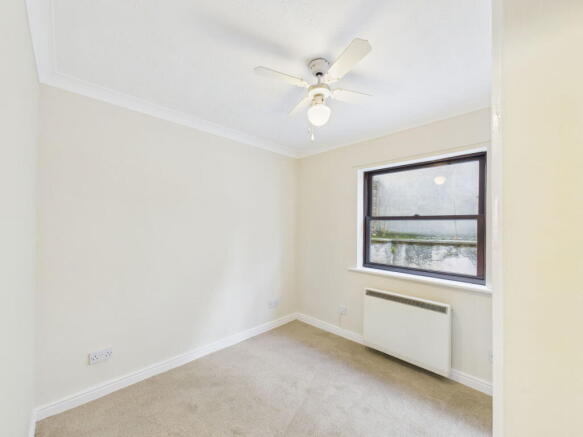2 bed Apartment for sale Image 7