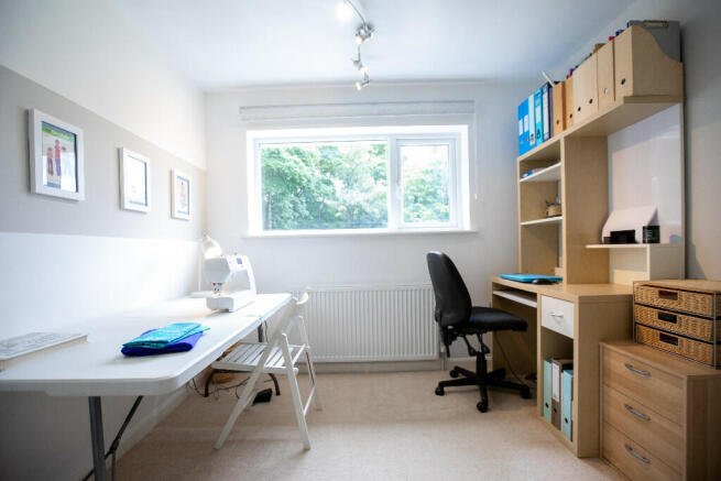 Home Office / Bed 5