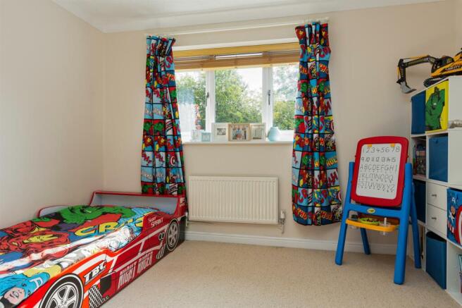 6_greenbank_close_8.jpg