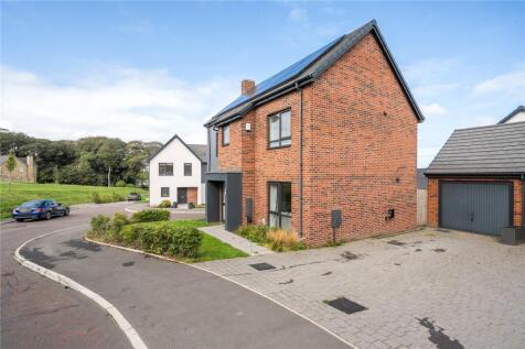 Cottongrass Close, Blackburn, Lancashire, BB2