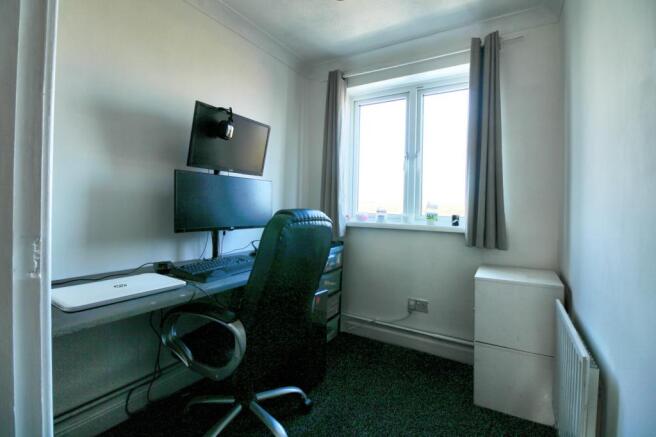Study bed 4