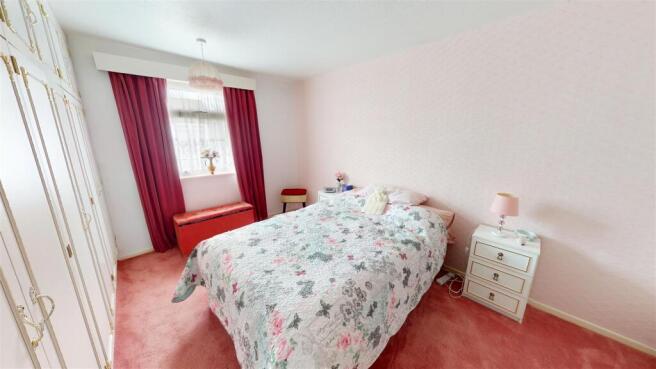 2 bed Flat for sale Image 5