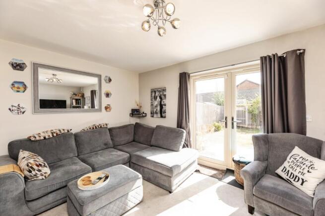 3 bed Semi-Detached for sale Image 6