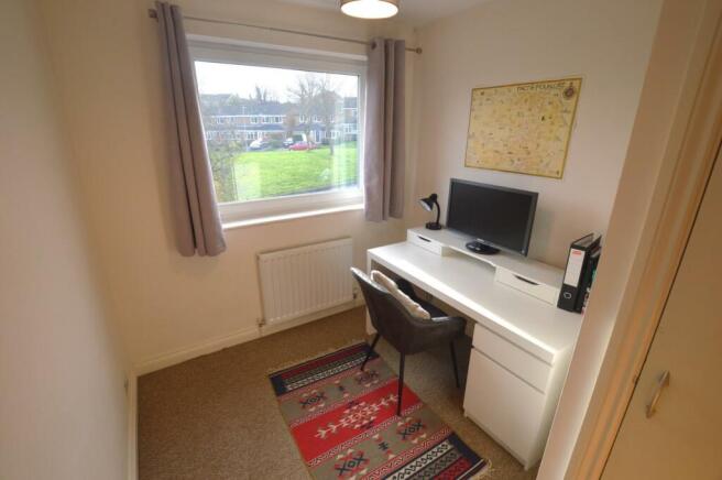 Bedroom 3/Study