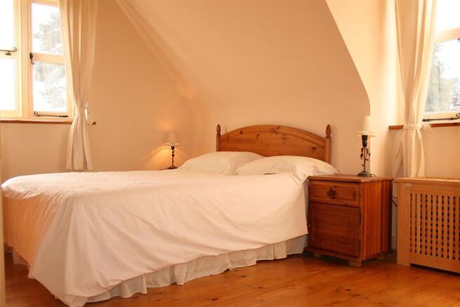 bedroom2.JPG