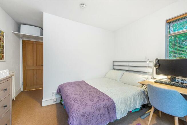 31843_davies_and_davies_26a_scarborough_rd__lo.jpg