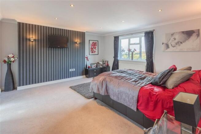 Large Master Suite