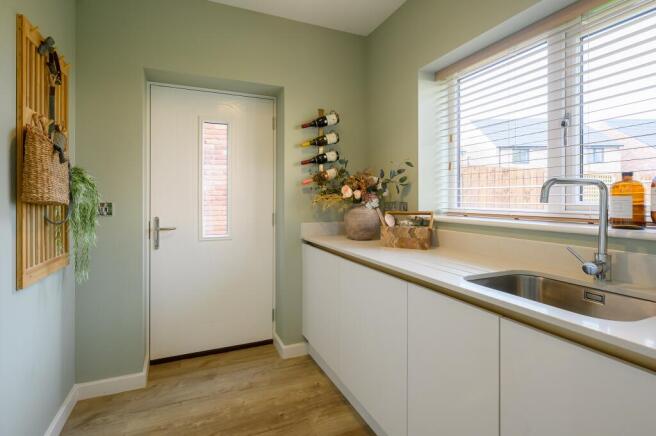5 bed Detached for sale Image 11