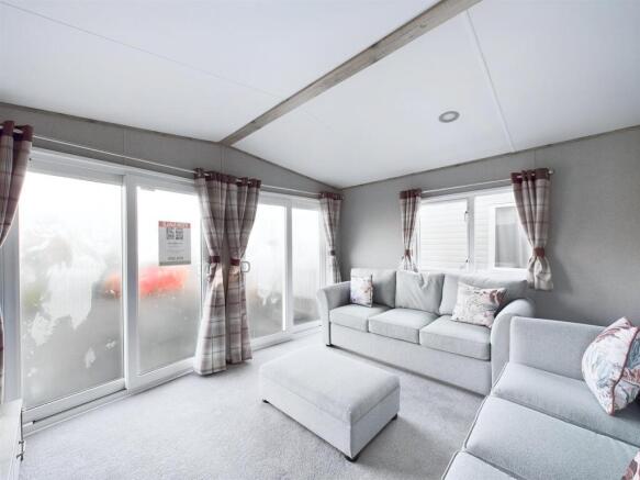 Open Plan Kitchen/Reception Room