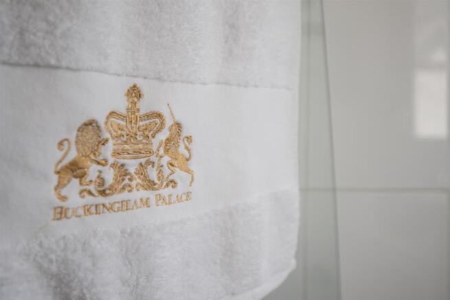 Brentwood Close Bathroom