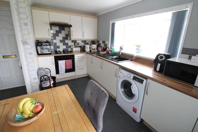 2 bed Park Home for sale Image 7