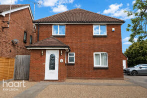 30, Tenterfields, Pitsea, Basildon SS13 1BB