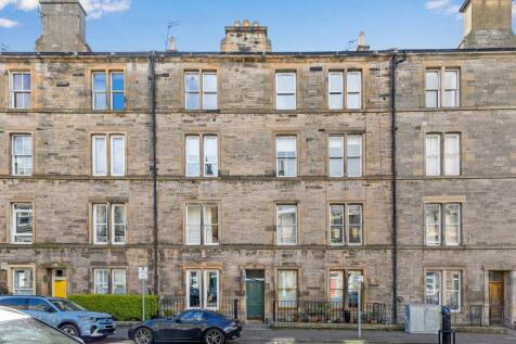 24/8 Blackwood Crescent, Newington, Edinburgh, EH9 1QX
