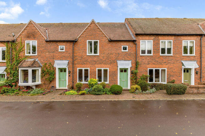 2-bed house on Isles Road, Marlborough, £350,000