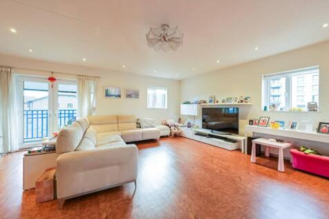 Landons Close, Docklands, London, E14