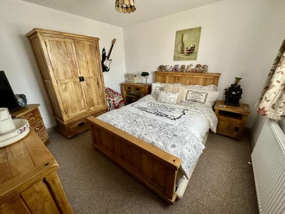 3 bed Detached for sale Image 12