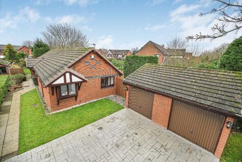 Moreton Drive, Leigh, Greater Manchester, WN7