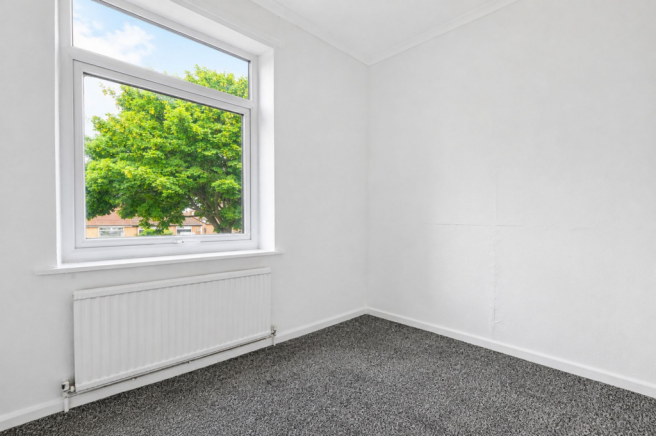 3 bed Semi-Detached to rent Image 10
