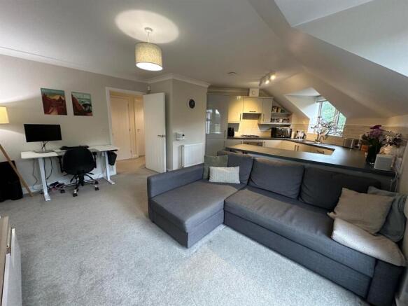 Open Plan LIving Room/Kitchen