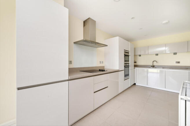 2 bed Retirement Property for sale Image 4