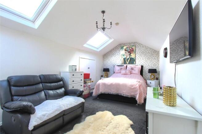 2 bed Bungalow for sale Image 9