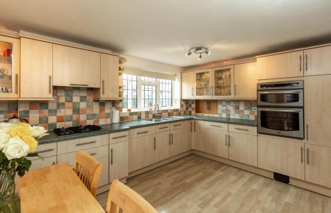 Kitchen/Breakfast Room
