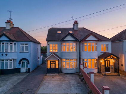 Rayleigh Road, Eastwood, SS9 5UU