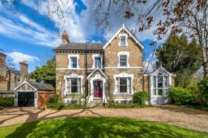 22, Dulwich Wood Avenue, London SE19 1HD