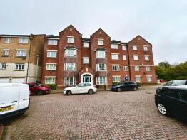 38, Bramley Court, Dunstable LU5 4GA