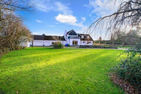 Main Street, Craigie, KA1