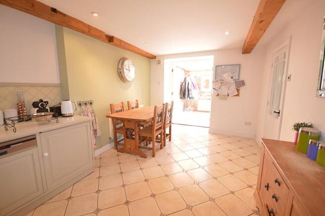 Kitchen/Dining Room