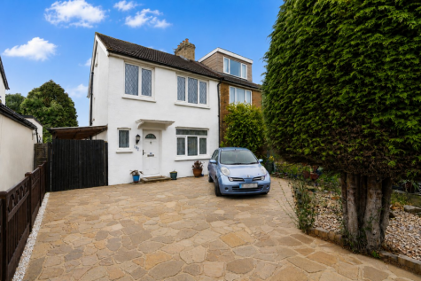 Feltham Hill Road, Ashford, TW15