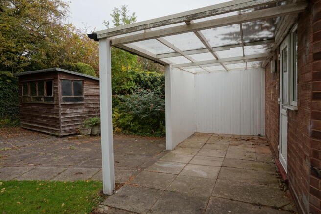 Rear Patio.JPG