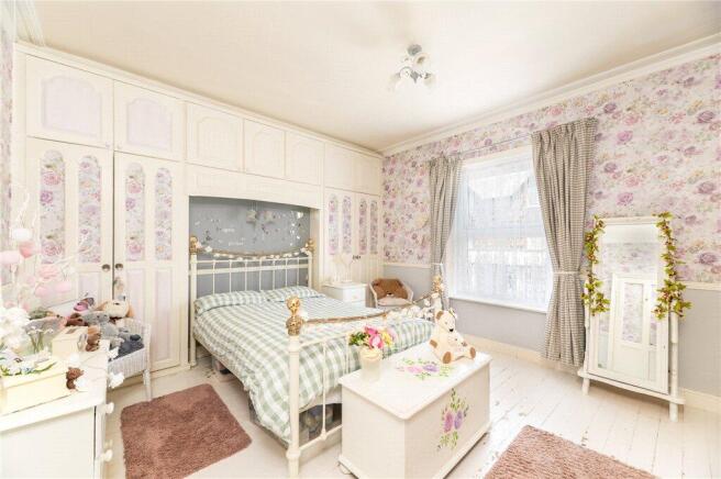4 bed Terraced for sale Image 8