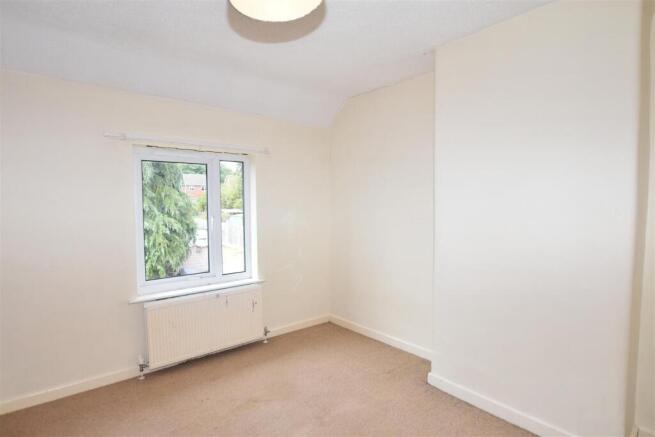 North Avenue, Ruabon, Wrexham photo 4