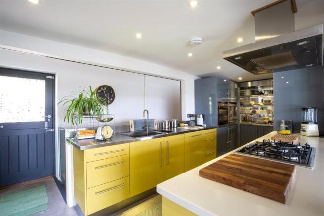 Kitchen 2