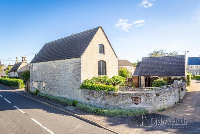 The Woolbarn, Main Street, Upper Benefield, PE8 5A