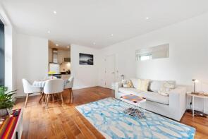 Flat 92, 2 Discovery Dock Apartments West, South Quay Square, London E14 9RT