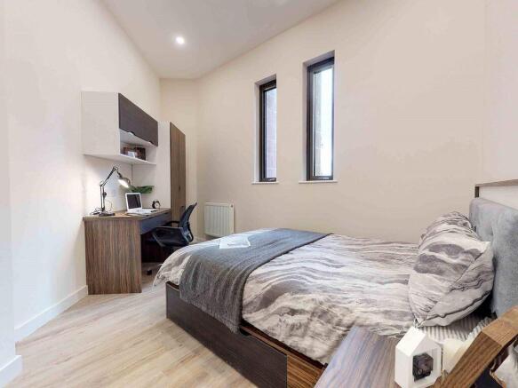 2 bed Apartment to rent Image 2