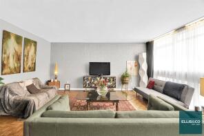 48, Beechwood Avenue, Finchley, London N3 3AX