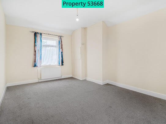 3 bed Semi-Detached for sale Image 7