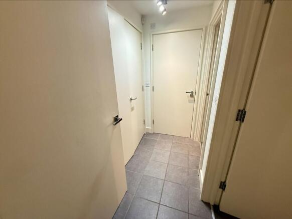 2 bed Coach House to rent Image 6