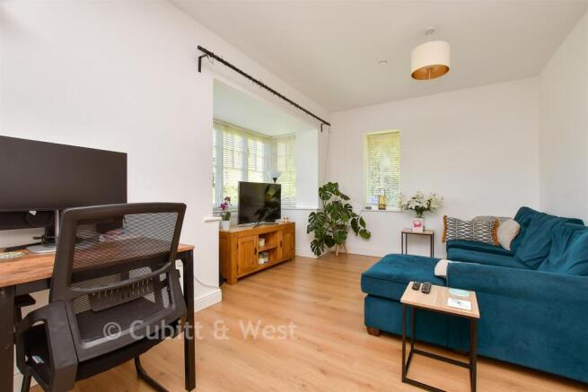 Kitchen / Living Room