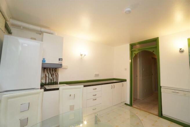 kitchen1.jpg