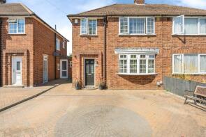 58, Hatfield Crescent, Bedford MK41 9RB