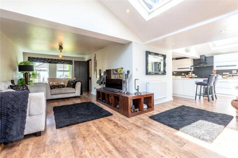 Ingrebourne Way, Didcot, Oxfordshire, OX11