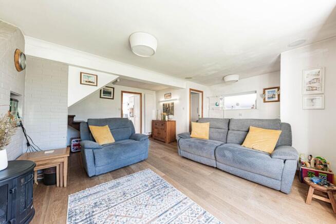 Living Room (5)