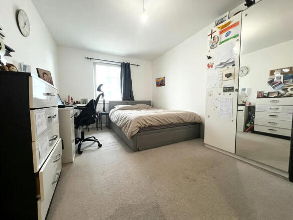 Bedroom (2)